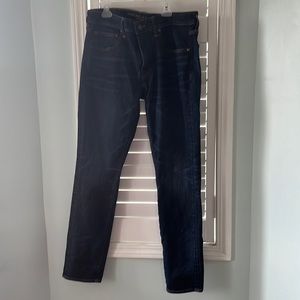 American Eagle men’s blue denim jeans
